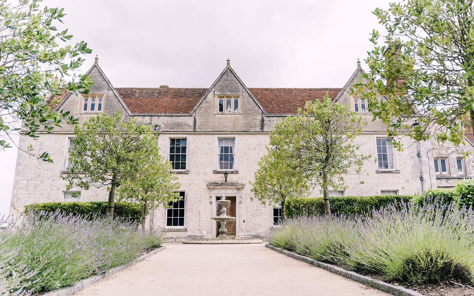 Russets Wedding & Exclusive Private/Corporate Events Venue for up to 300 people located on the Hampshire & Surrey border